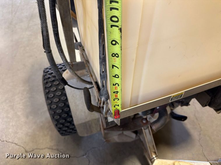 image for item FU4680 Ground Logic, Inc. Pathfinder applicator