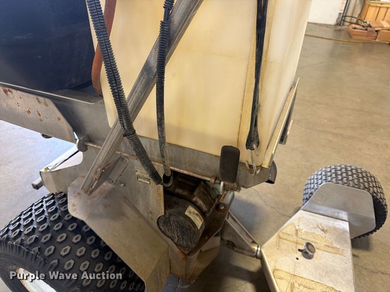 image for item FU4680 Ground Logic, Inc. Pathfinder applicator