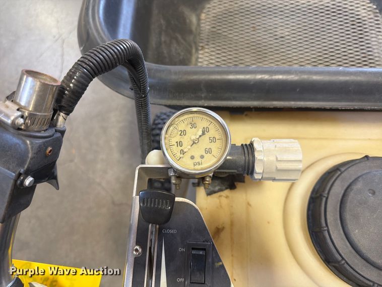 image for item FU4680 Ground Logic, Inc. Pathfinder applicator
