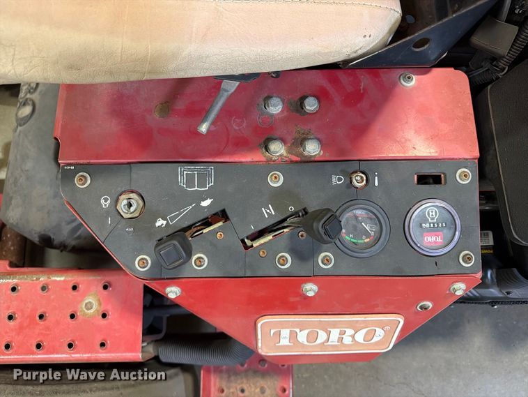 image for item FU4684 Toro Greensmaster 3100 reel mower
