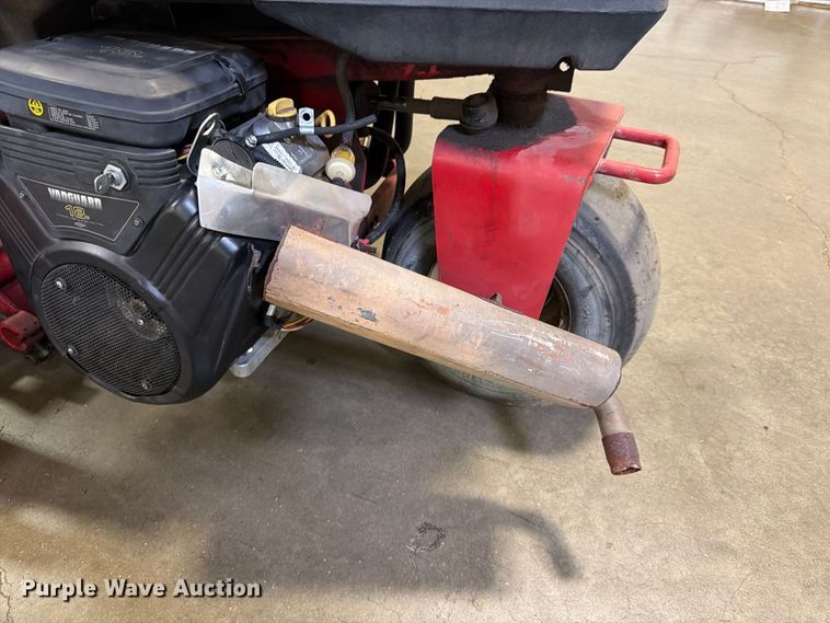 image for item FU4684 Toro Greensmaster 3100 reel mower