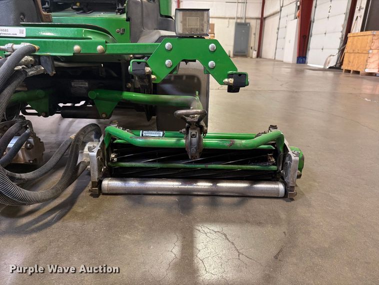 image for item FU4685 2011 John Deere 2500B reel mower