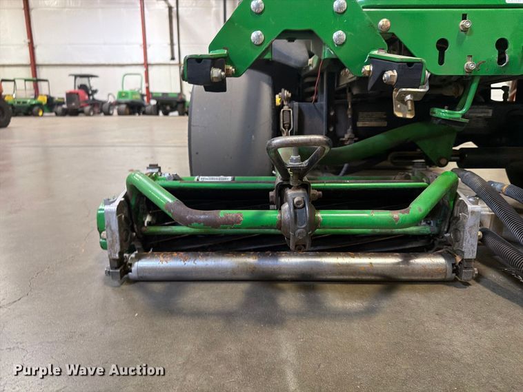 image for item FU4685 2011 John Deere 2500B reel mower