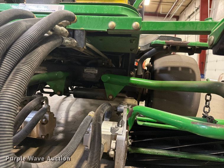 image for item FU4685 2011 John Deere 2500B reel mower