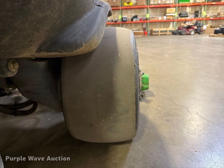 image for item FU4685 2011 John Deere 2500B reel mower