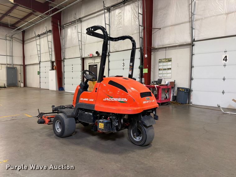 image for item FU4686 Jacobsen Eclipse 322 reel mower