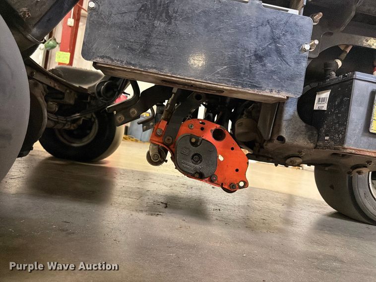 image for item FU4686 Jacobsen Eclipse 322 reel mower