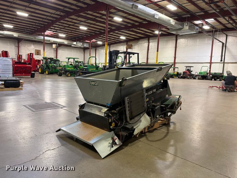 image for item FU4687 Turfco SP-1530TM top dresser spreader