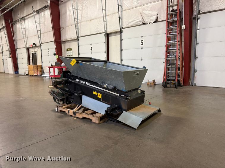 image for item FU4687 Turfco SP-1530TM top dresser spreader