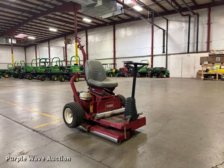 image for item FU4689 Toro GreensPro 1240 greens roller