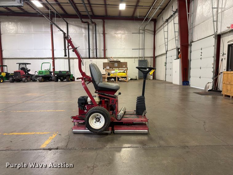 image for item FU4689 Toro GreensPro 1240 greens roller