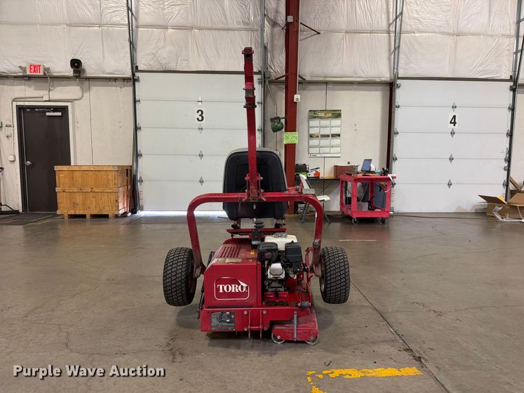 image for item FU4689 Toro GreensPro 1240 greens roller
