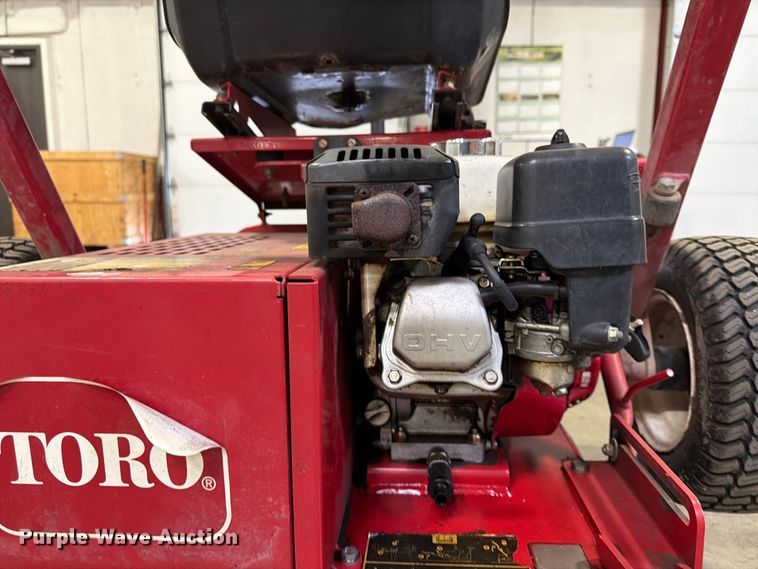 image for item FU4689 Toro GreensPro 1240 greens roller