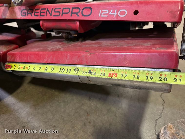 image for item FU4689 Toro GreensPro 1240 greens roller