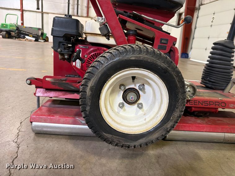 image for item FU4689 Toro GreensPro 1240 greens roller