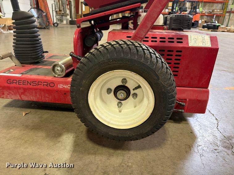 image for item FU4689 Toro GreensPro 1240 greens roller