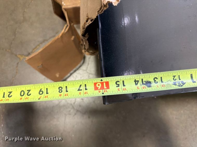 image for item FU4692 John Deere 72