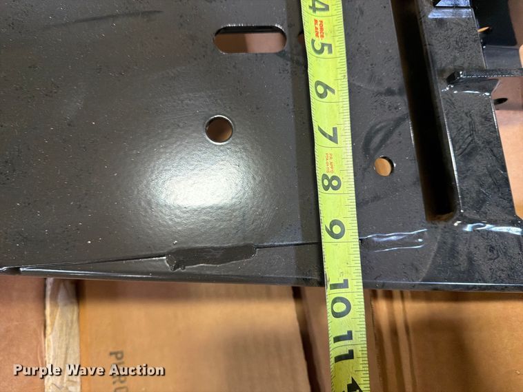 image for item FU4692 John Deere 72