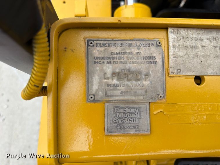 image for item FU4693 1988 Caterpillar V50D forklift