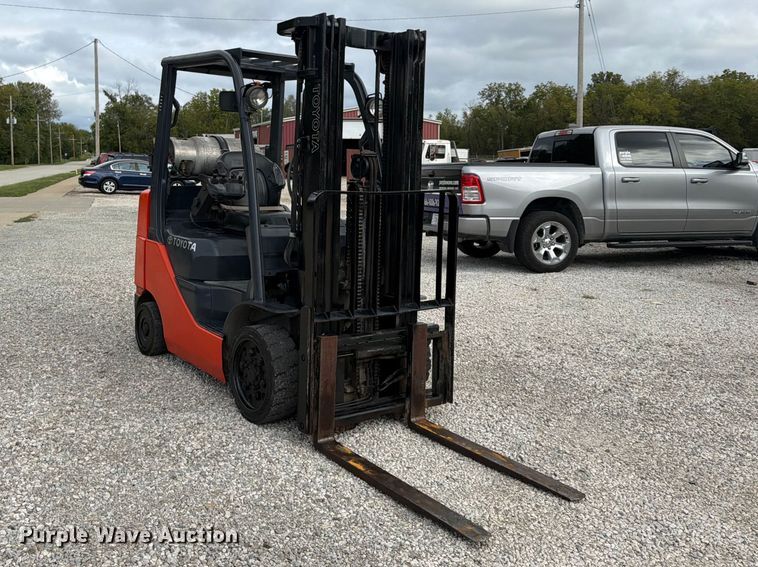 image for item FU4695 Toyota 8EGCU25 forklift