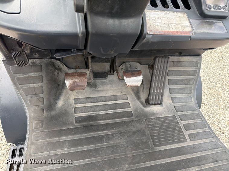 image for item FU4695 Toyota 8EGCU25 forklift