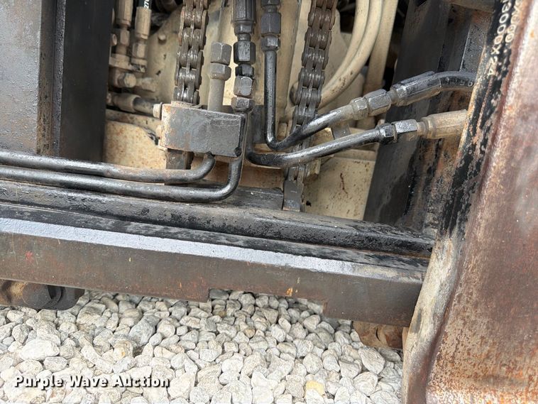 image for item FU4695 Toyota 8EGCU25 forklift