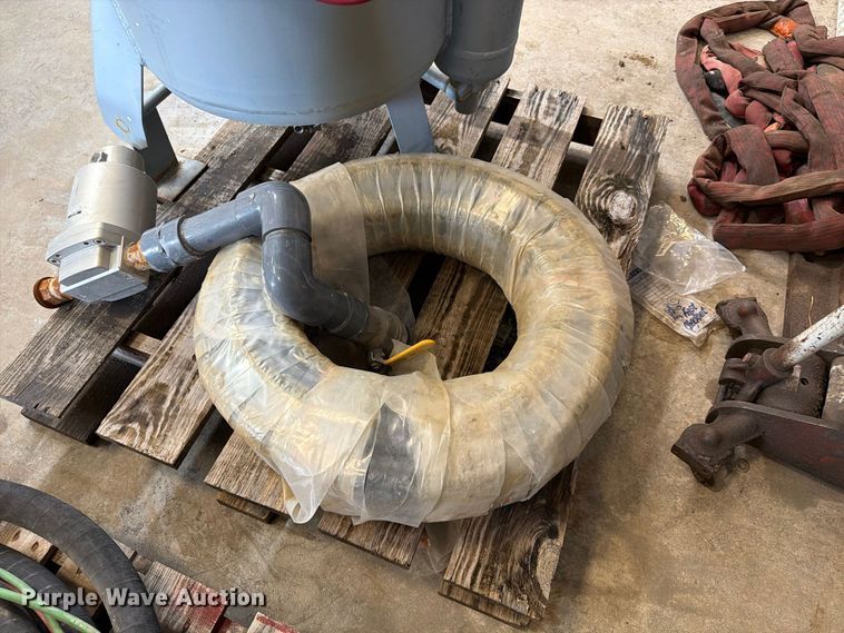 image for item FU4696 1995 MMLJ-INC FSRB sand blasting system