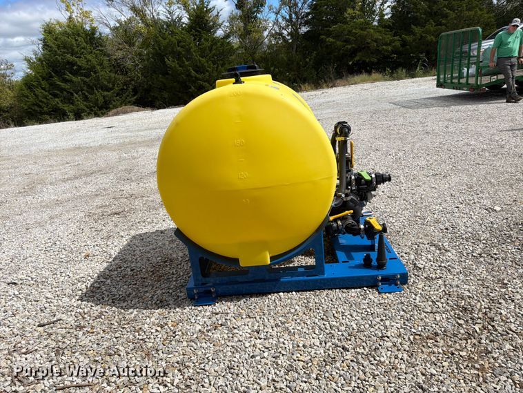 image for item FU4703 VSI 200JAH hydroseeder