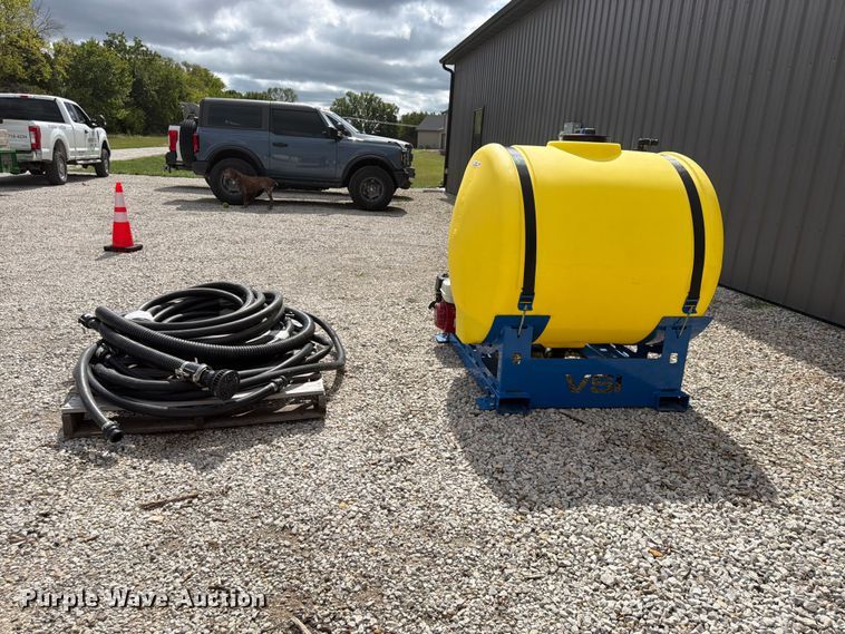 image for item FU4703 VSI 200JAH hydroseeder