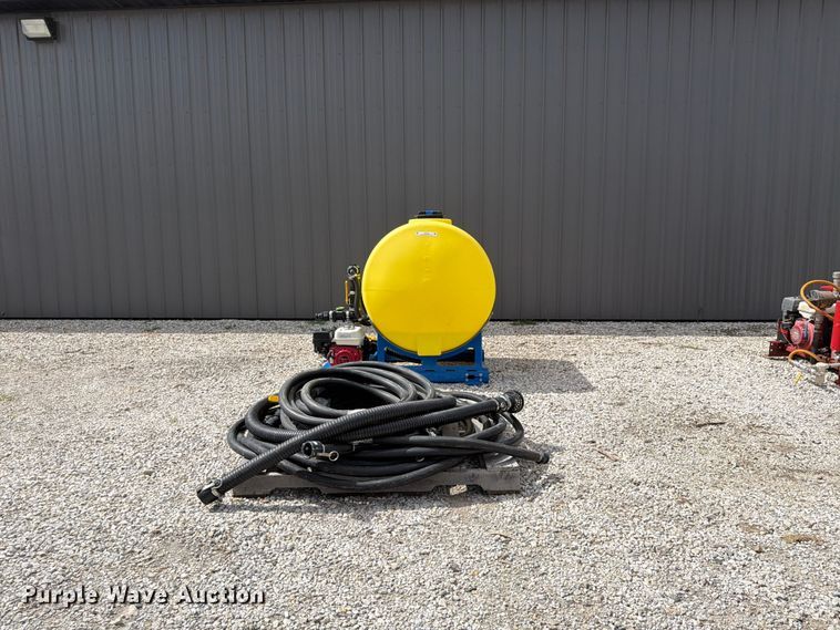 image for item FU4703 VSI 200JAH hydroseeder