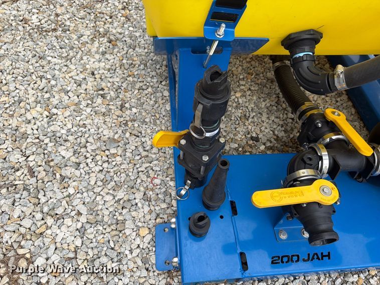 image for item FU4703 VSI 200JAH hydroseeder