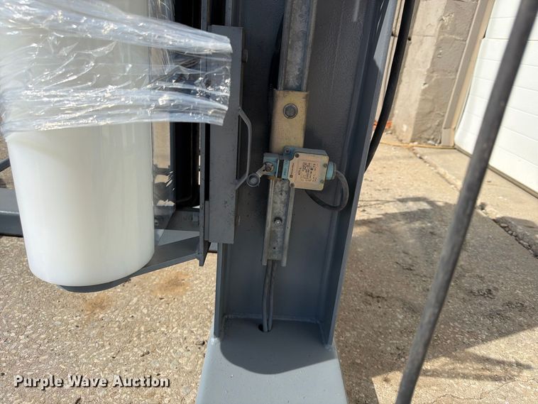 image for item FU4720 Orion pallet wrap machine