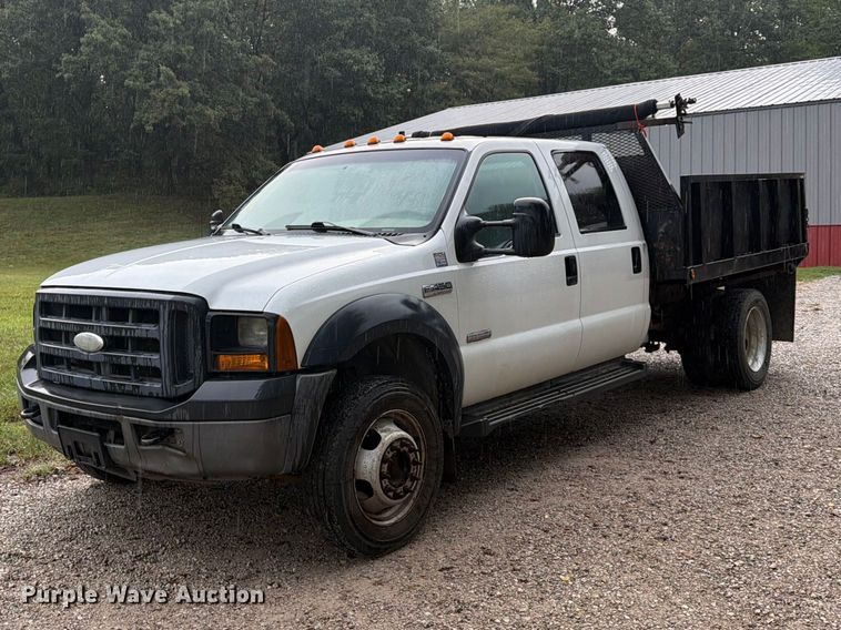 2007 Ford F450 Super Duty Crew Cab dump flatbed truck