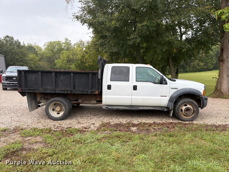 image for item FU4724 2007 Ford F450 Super Duty Crew Cab dump flatbed truck