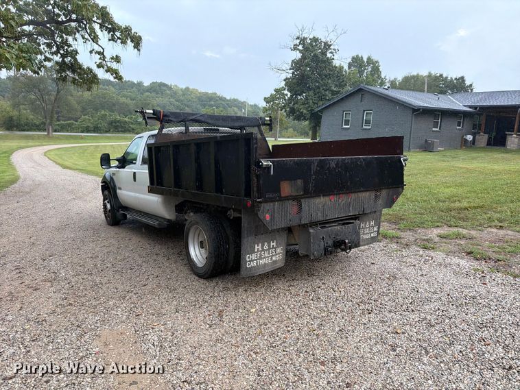 image for item FU4724 2007 Ford F450 Super Duty Crew Cab dump flatbed truck