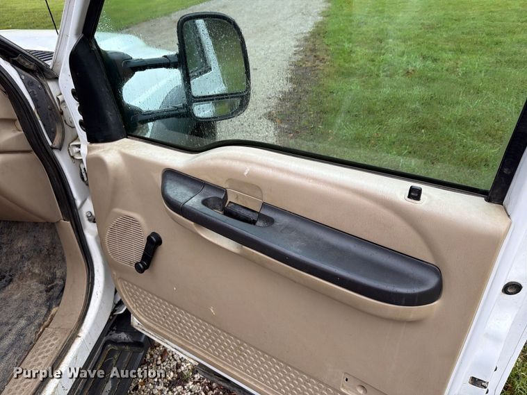 image for item FU4724 2007 Ford F450 Super Duty Crew Cab dump flatbed truck