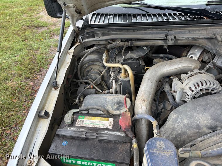 image for item FU4724 2007 Ford F450 Super Duty Crew Cab dump flatbed truck