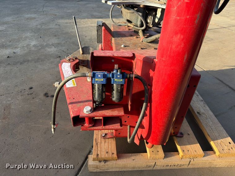 image for item MQ9169 Coats 5050A rim clam tire machine