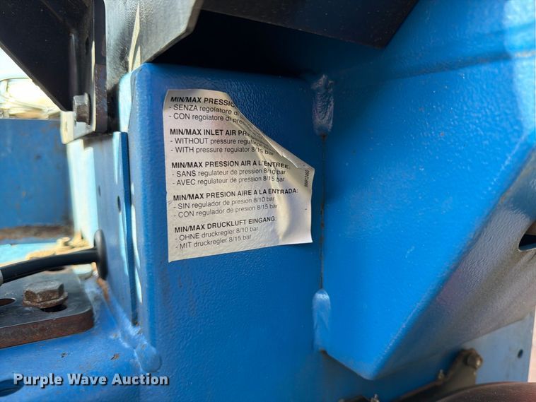 image for item MQ9172 Ravaglioli tire machine