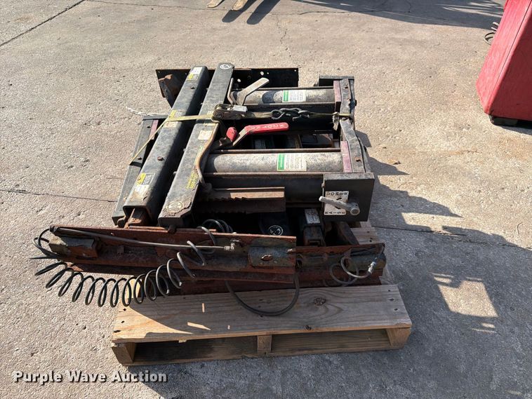 image for item MQ9175 Hunter RX-12-XL  wheel alignment lift  