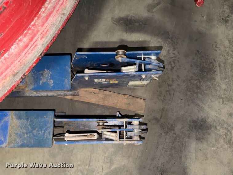 image for item MQ9180 Forward Lift CR30110200 four post lift