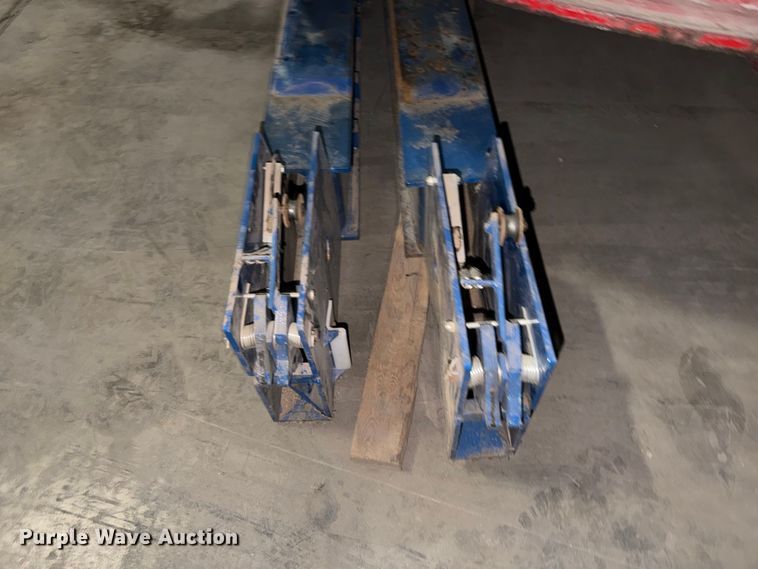 image for item MQ9180 Forward Lift CR30110200 four post lift