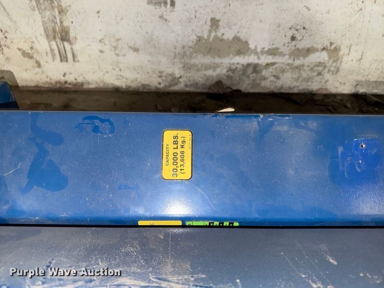 image for item MQ9180 Forward Lift CR30110200 four post lift