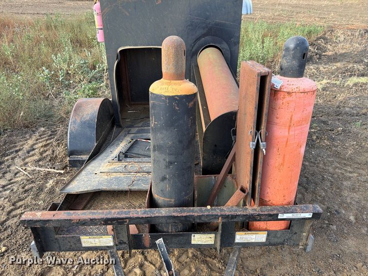 image for item NC9914 2017 Top Hat WM8X4-2.9N-C utility trailer