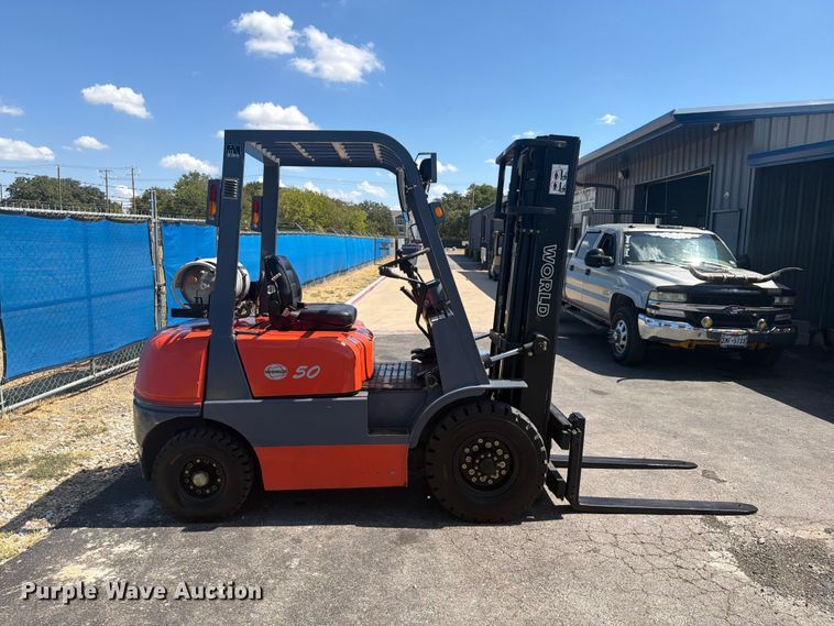image for item NC9917 World-lift WFG50 forklift