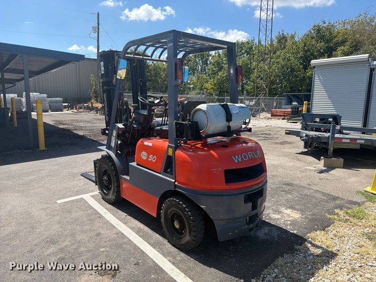 image for item NC9917 World-lift WFG50 forklift
