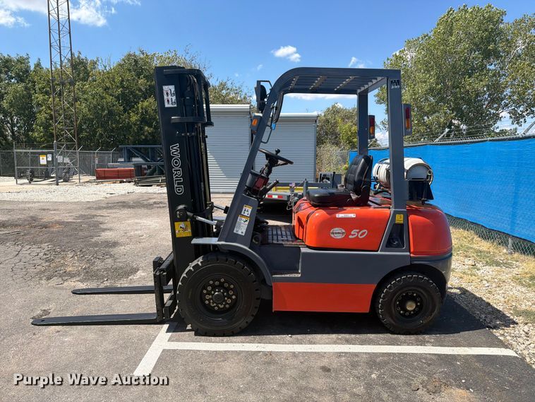 image for item NC9917 World-lift WFG50 forklift