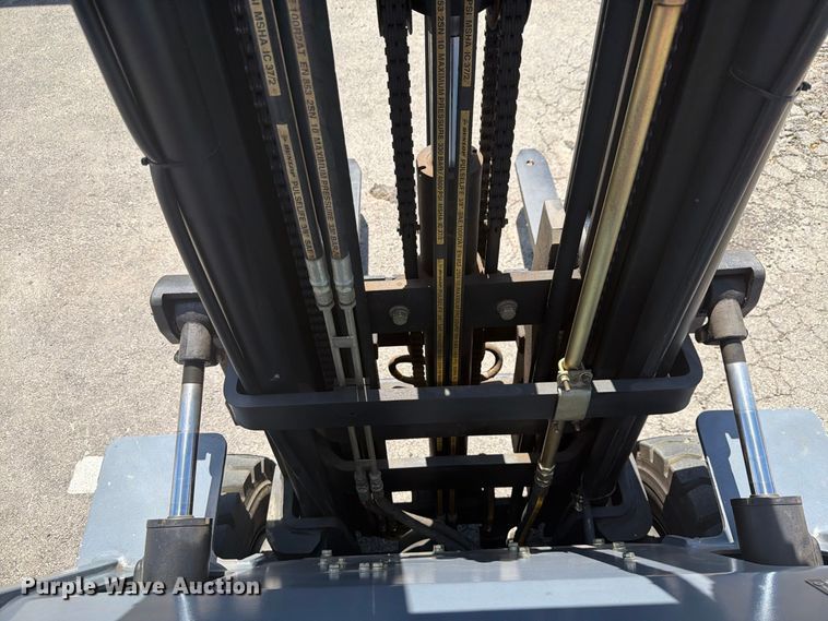 image for item NC9917 World-lift WFG50 forklift