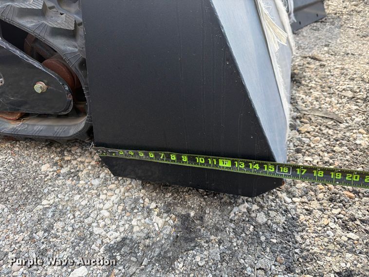 image for item NC9954 2024 Erie Industries SCL850 compact utility loader