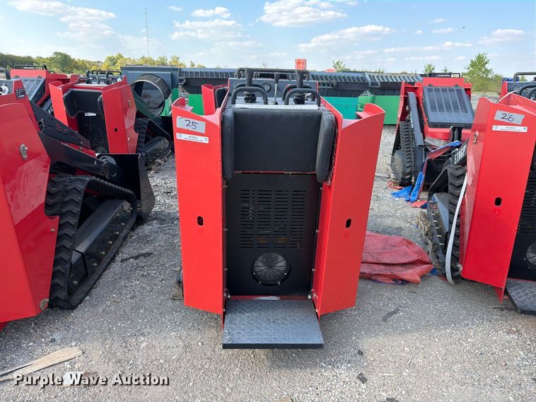 image for item NC9955 2024 Erie Industries SCL850 compact utility loader